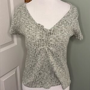 a.n.a Light Green Short Sleeve Top